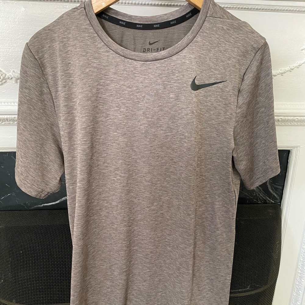 NWOT Nike Dri-Fit T Shirt